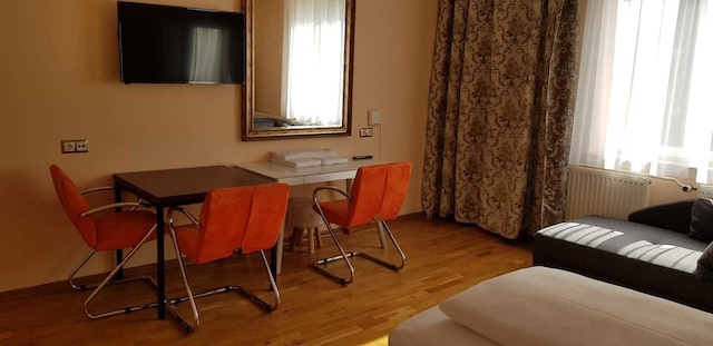 ホテル ヴィラ ラリー