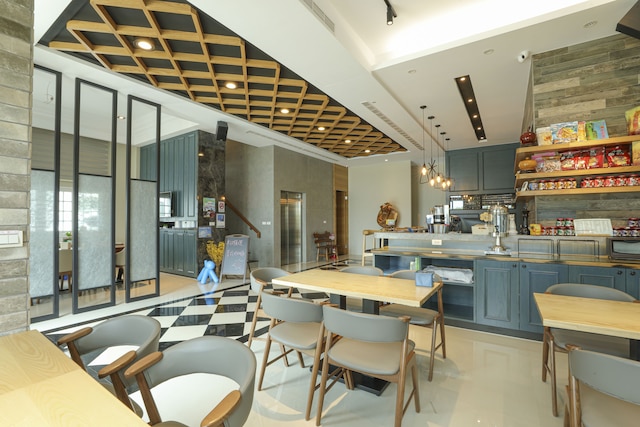 ホワイト モッカ ホームステイ