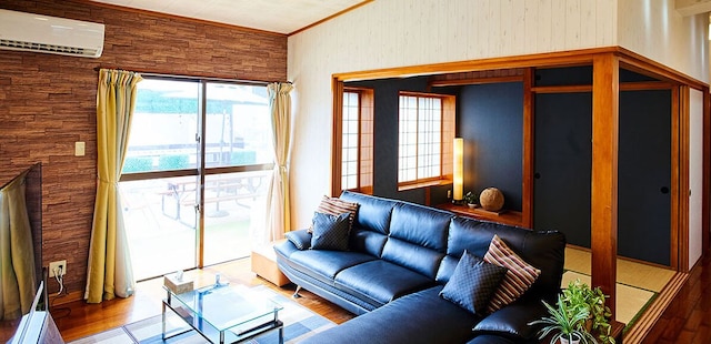 Terrace House Tsubokawa