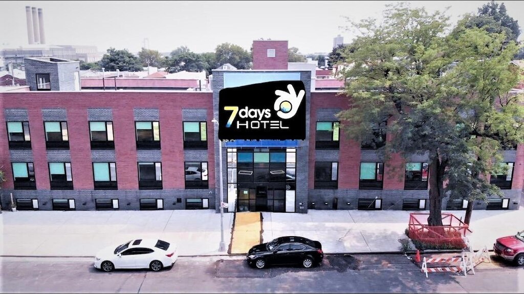 4.7 デイズ ホテル ブロンクス