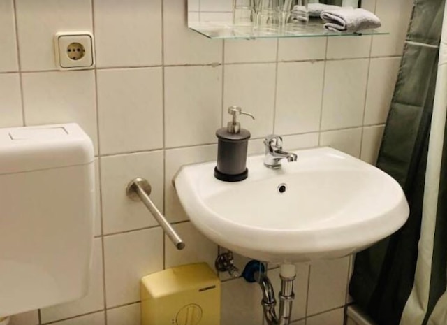 ホワイト パール ホステル