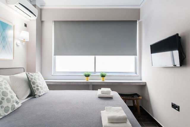 アテニアン ダウンタウン スタジオズ バイ リビン ウルバン