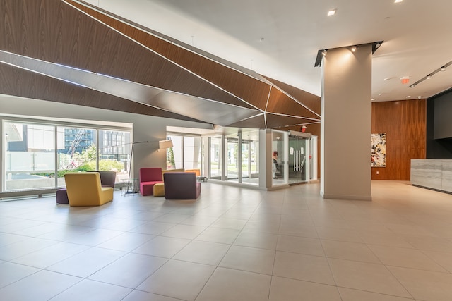 シンプリー コンフォート スタニング ダウンタウン コンドミニアム