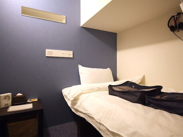 ホテルキャビンスタイル (男性専用)