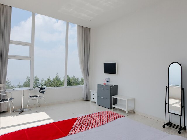 ホテル O バトゥ ニア ジャティム パーク フォーマリー ヴィラ ブキット パンダーマン レジデンス