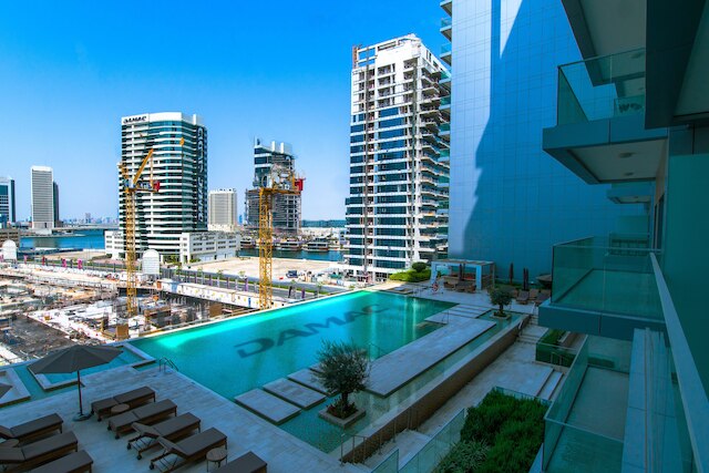 マジェスティン