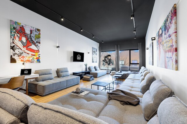 リヴ シタル - プラザ