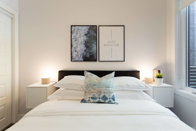 ルーフトップ パティオ付きの新しいベッドルーム 3 室