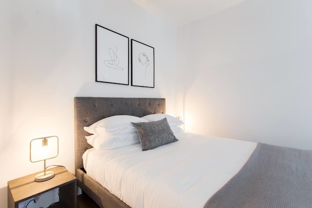 ルーフトップ パティオ付きの新しいベッドルーム 3 室