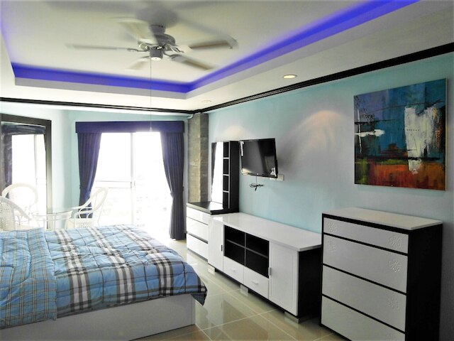 ジョムティエン ビーチ シー ビュー コンドミニアム