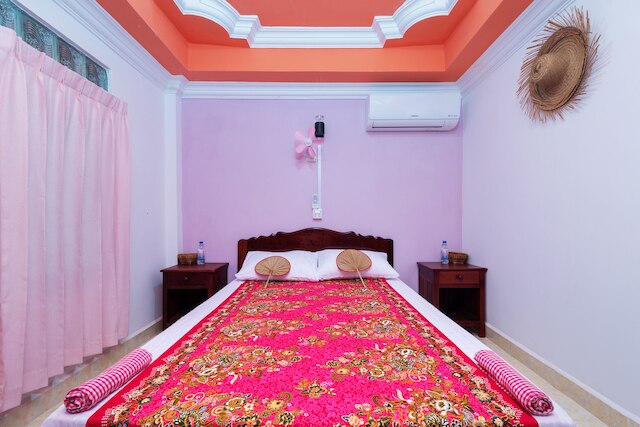 ダムナク トルメアス ホームステイ