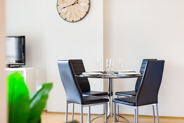 サリー ヒルズ 1012 エリザベス アパートメント