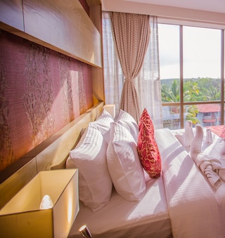 ホテル グランド カダンバ