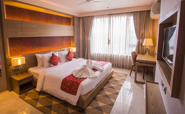 ホテル グランド カダンバ