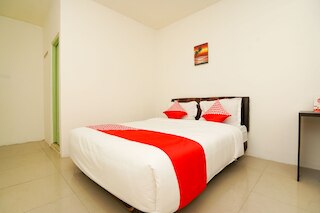 ホテル O グリヤ アイシャ シャリア 1