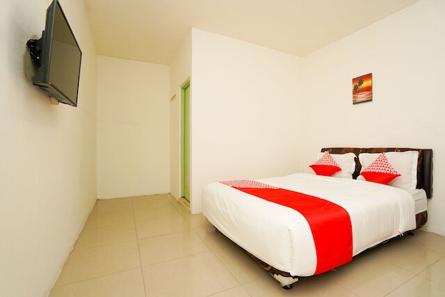 ホテル O グリヤ アイシャ シャリア 1