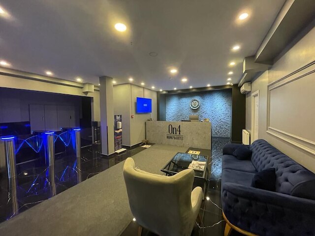 On4 ルームズ & スイーツ