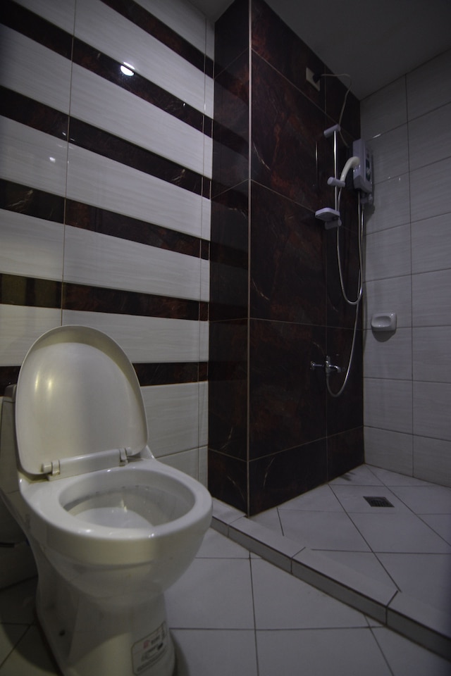 コスモ ホテル - カムニング