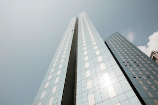 ファンタジー セントラル パーク タワーズ DIFC