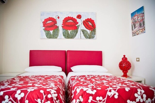 アフィッタカメーレ サンニコラ ダマーレ