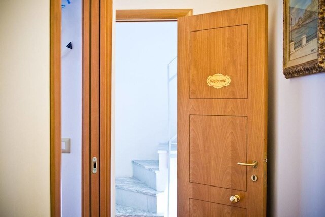 アフィッタカメーレ サンニコラ ダマーレ