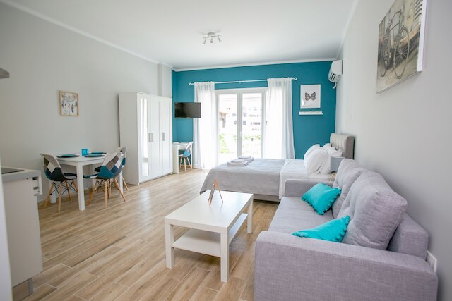 レイズ コンフィー スタジオズ イン ザ ハート オブ アテネ