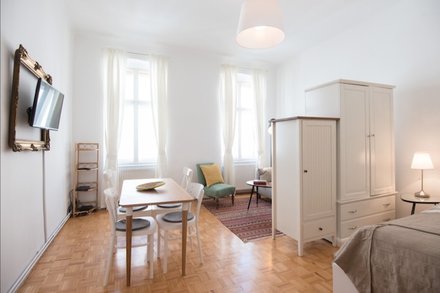 グリーン アンド クワイット アパートメント ニア センター