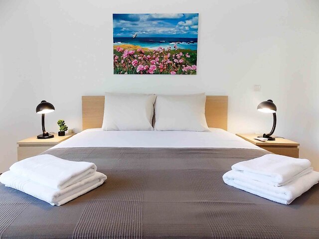 モダン アパートメント アテネ センター