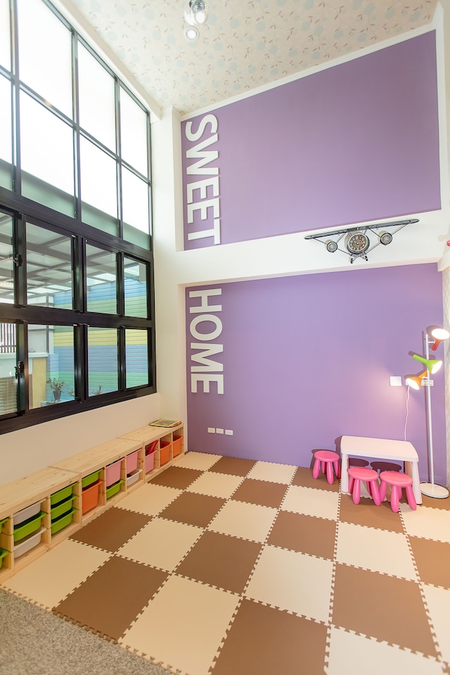 ワハハ ハウス (哇哈哈食樂宅)