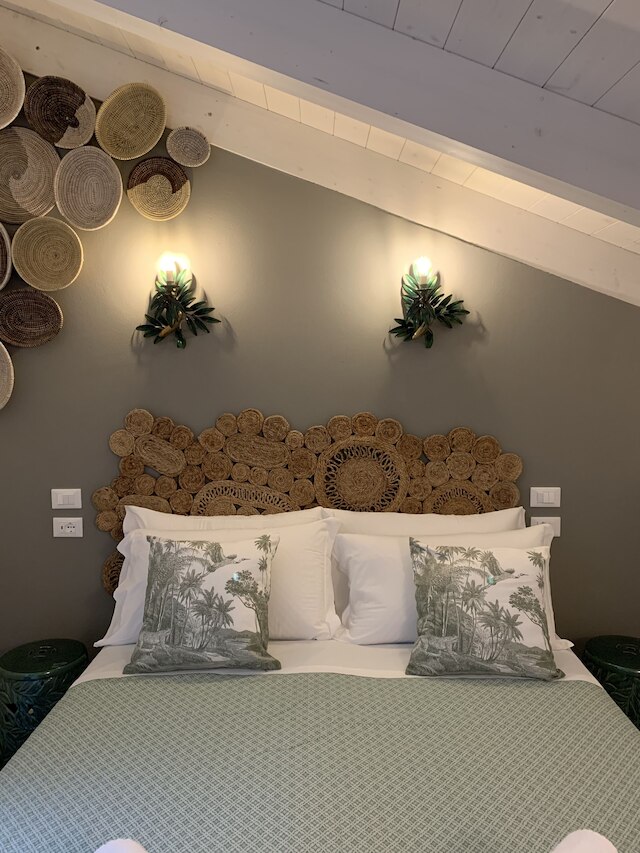 L'8 ブティック ヴィア ピエラ