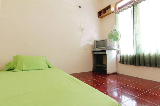 ウィズマ サルジャナ シャリア - クソス プトゥリ