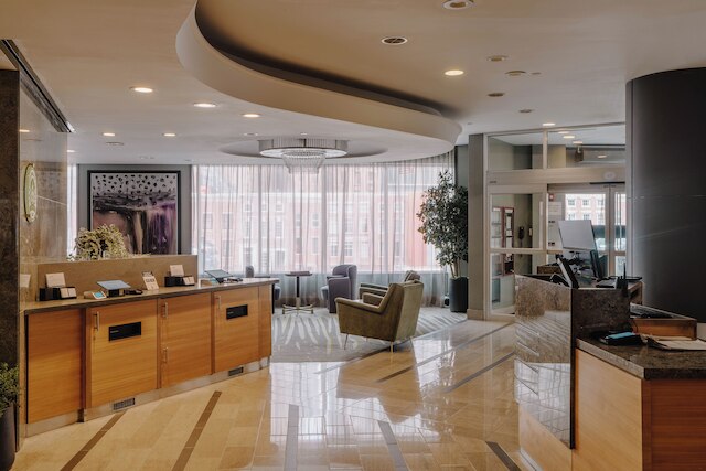 ワールド センター ホテル