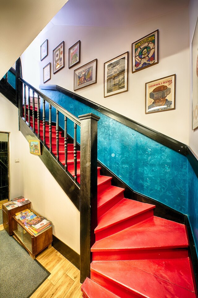 オールド タウン カノニア ホステル & アパートメンツ