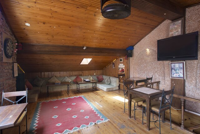 チアーズ ホステル