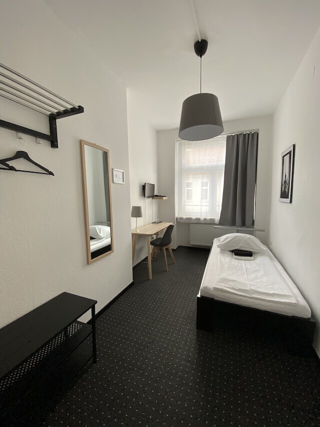 ホテル AVアレックス