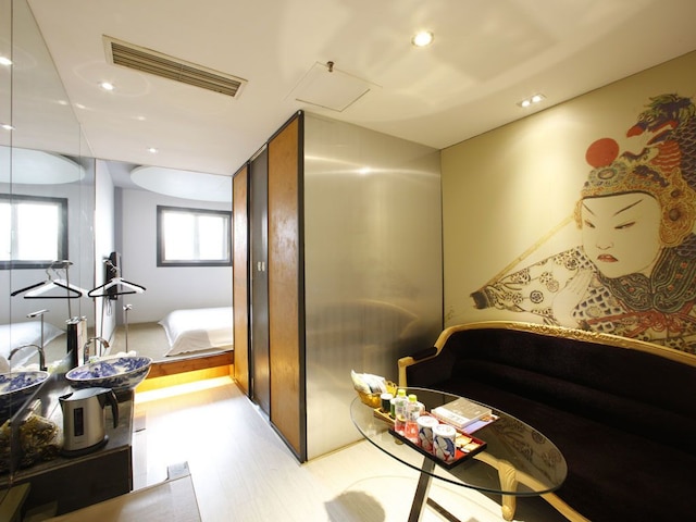 チャイナ コミュニティ アート ハビタット ホテル (China公社逸居酒店)