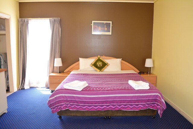 シティ イースト モーテル