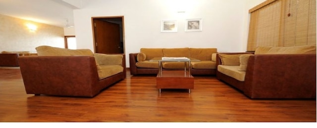 パーフェクト ヘブン エグモア サービスド アパートメンツ