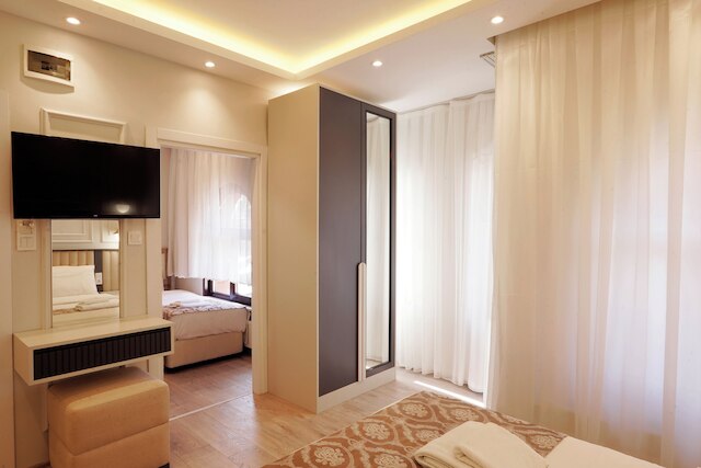 アララト ホテル