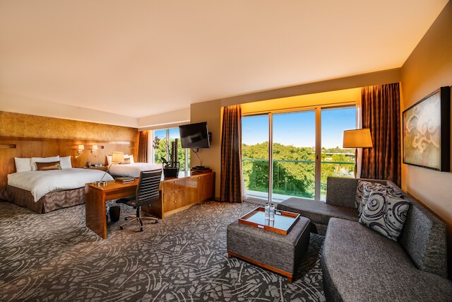 ミヤコ ハイブリッド ホテル トランス