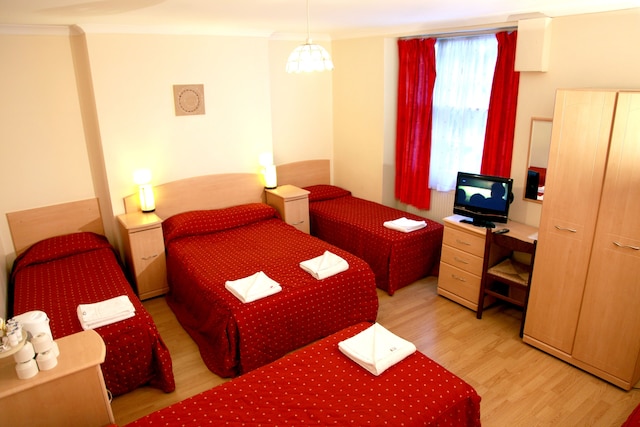 エルムウッド ホテル