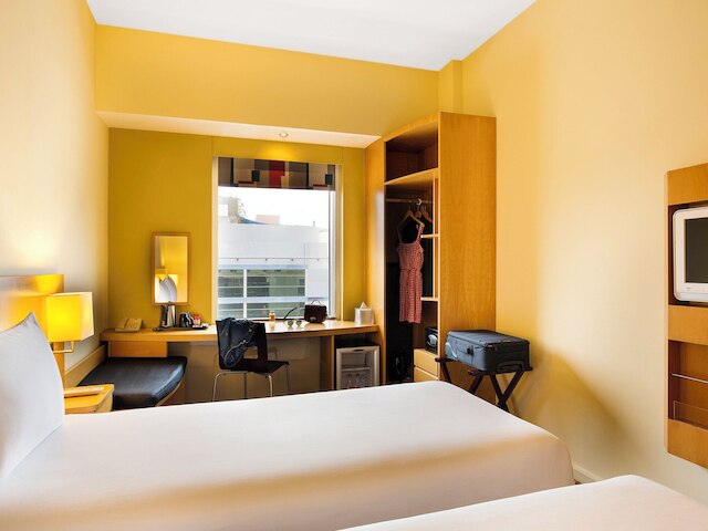 イビス アル リガ