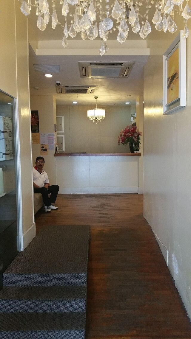 アリアナ ホテル