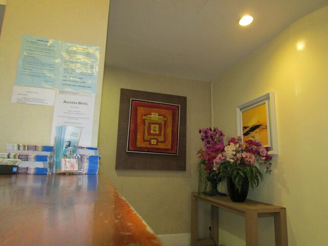 アリアナ ホテル