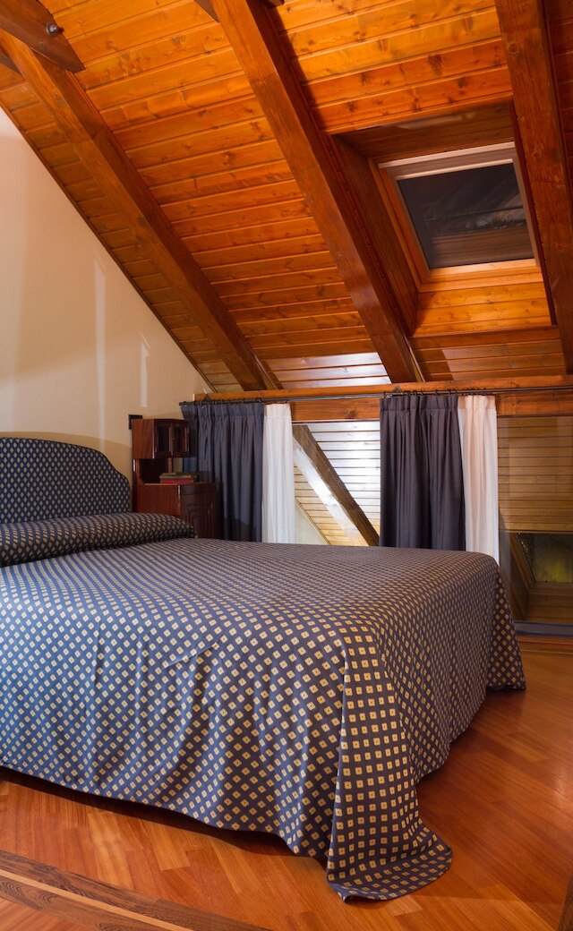 レジデンス イェツナ