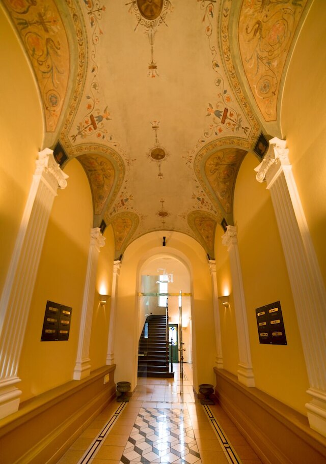 レジデンス イェツナ