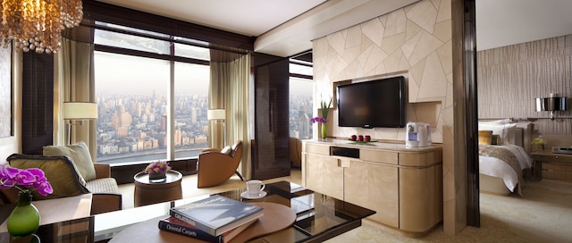 ザ リッツ カールトン シャンハイ プドン (上海浦東麗思卡爾頓酒店)