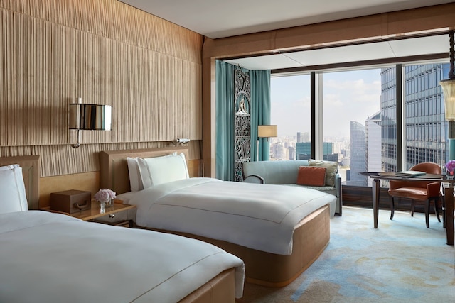 ザ リッツ カールトン シャンハイ プドン (上海浦東麗思卡爾頓酒店)