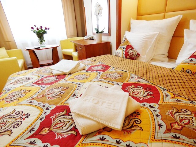 アパートホテル アドラー