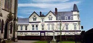 スロッスルズ ネスト ホテル